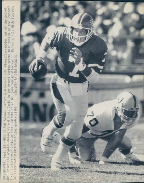 1989 Denver Broncos Season Original Type 1 Photo - Lot of 103  Denver Post Archives (MEARS Type 1 LOA)