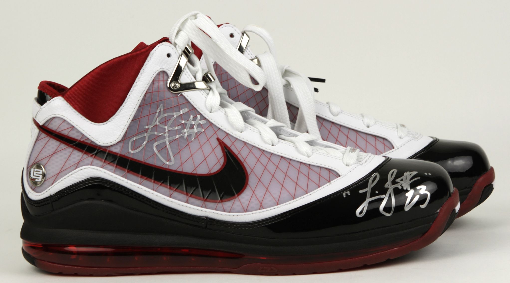 lebron james autographed shoes