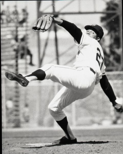 1960-73 Juan Marichal San Francisco Giants "The Sporting News" Original 3" x 3.75" Black And White Negative (The Sporting News Collection/MEARS Auction LOA) 