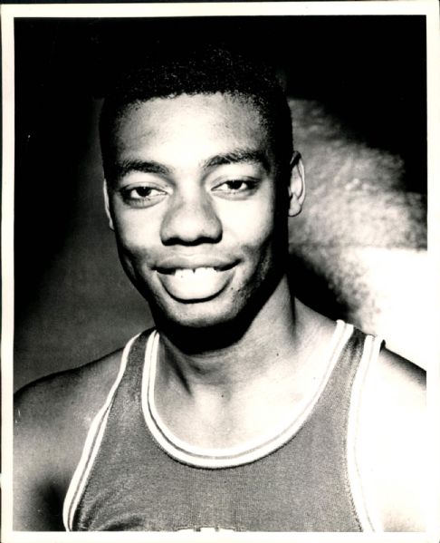 1966 Oscar Robertson Cincinnati Royals "SPORT Magazine Collection Archives" Original Photo (MEARS Photo LOA)