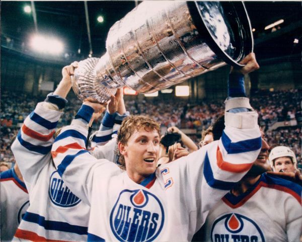 1987-88 Wayne Gretzky Stanley Cup Edmonton Oilers "The Sporting News Collection Archives" Original 8" x 10" Photo (Sporting News Collection Hologram/MEARS Photo LOA) - Lot of 2