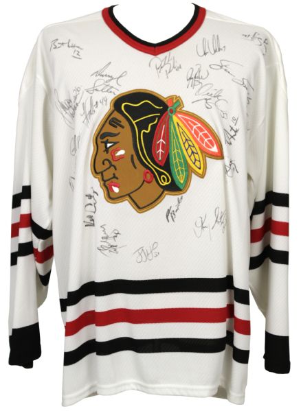 1994-95 Chicago Blackhawks Team-Signed Jersey w/20 Sigs. - JSA 