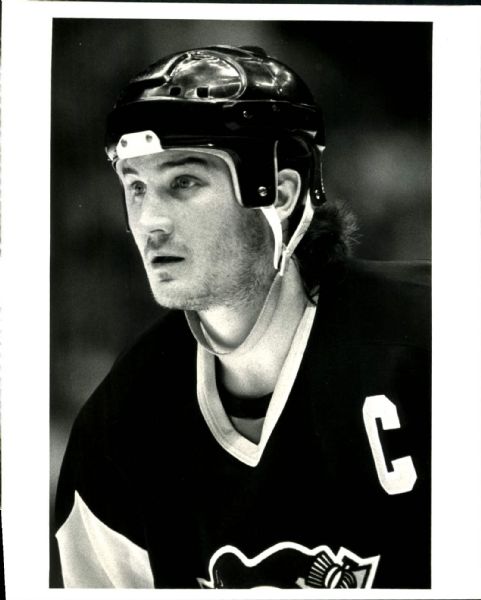 1991 Mario Lemieux Pittsburgh Pirates "The Sporting News Collection Archives" Original 8" x 10" Photo (Sporting News Collection Hologram/MEARS Photo LOA)