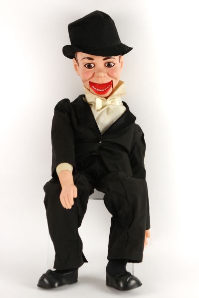 1968 Charlie McCarthy Ventriloquist Doll Juro Toys 30" w/ Original box 