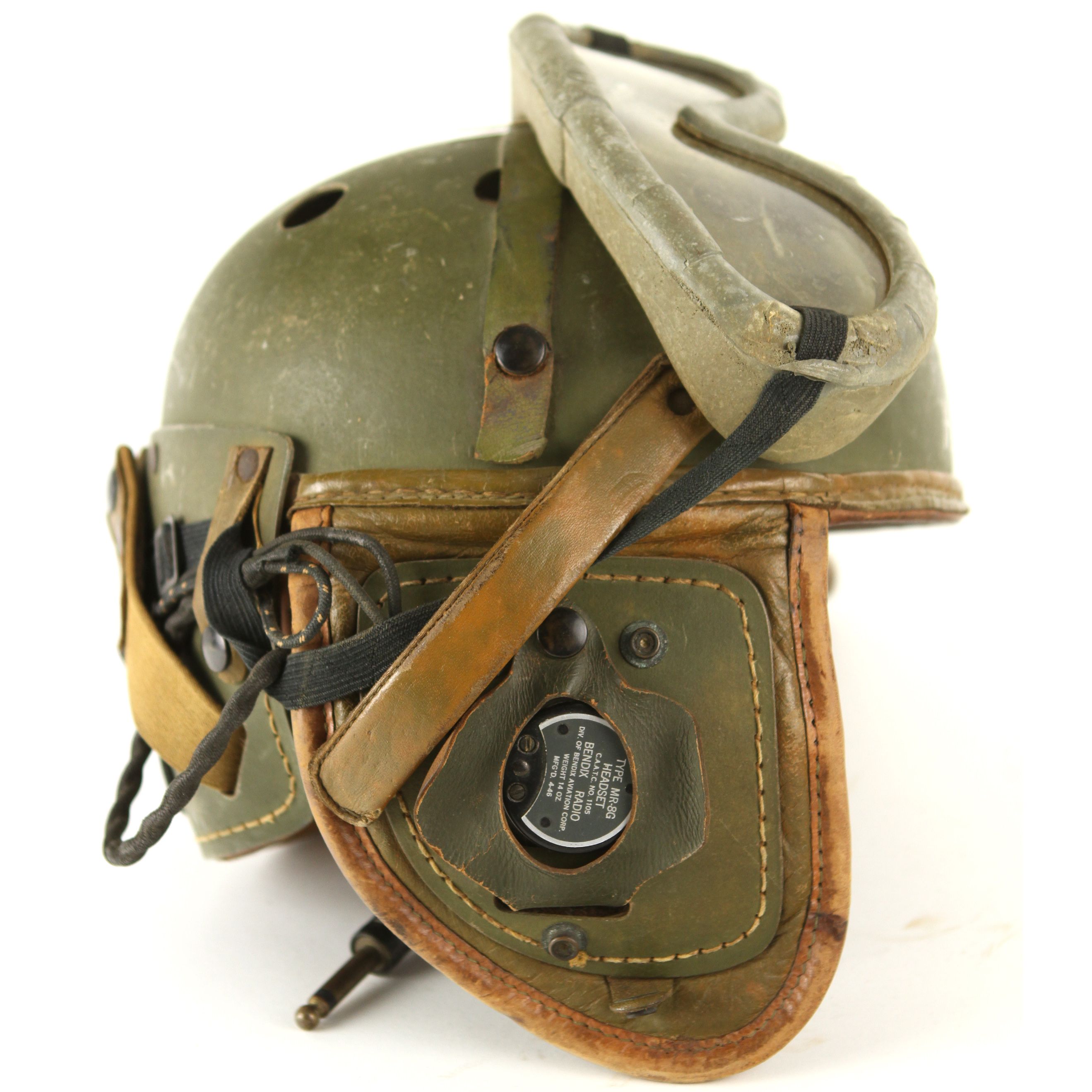 Lot Detail 1942 45 Ww2 M38 Battle Worn Rawlings Size 7 Tank Helmet W Earphones And Goggles