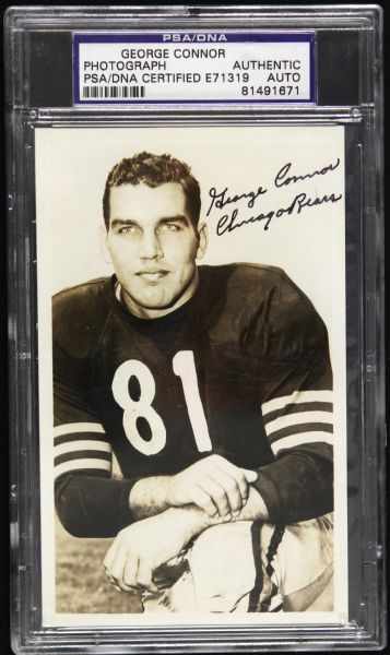 1948-55 George Connor Chicago Bears Signed 3 1/2" x 5 1/2" Photo (PSA/DNA Slabbed)