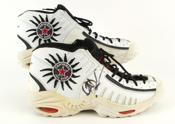 1997 World Championship Season Dennis Rodman Final Season w/ Chicago Bulls Game Worn Autographed Shoes (PSA/DNA  - MEARS  LOA)