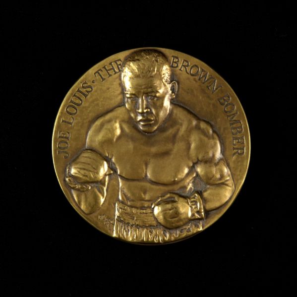 1938 Joe Louis vs. Max Schmeling A Victory for Democracy Commeorative 2 1/2" Bronze Coin