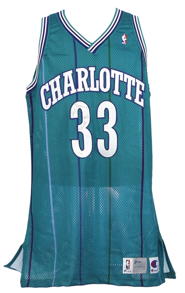 1992-93 Alonzo Mourning Charlotte Hornets Signed Game Worn Road Jersey (MEARS LOA/*JSA*) Rookie Season