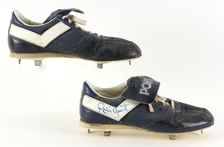 1990-93 Robin Yount Milwaukee Brewers Signed Game Worn Pony Cleats (MEARS LOA/JSA)