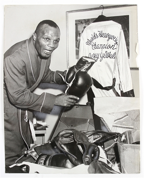 1953 Jersey Joe Walcott World Heavyweight Champion 9" x 11" Original Photo