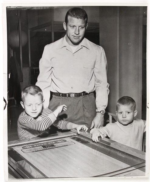 1960 Mickey Mantle & Sons New York Yankees 7" x 8.25" Original Photo