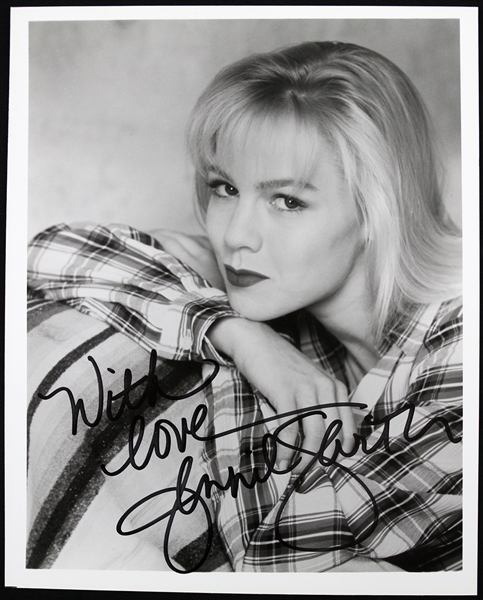 Jennie Garth 8"x 10" Secretarial Signed Photo
