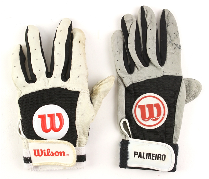 1995 Rafael Palmeiro Baltimore Orioles Game Worn Batting Gloves (MEARS LOA)