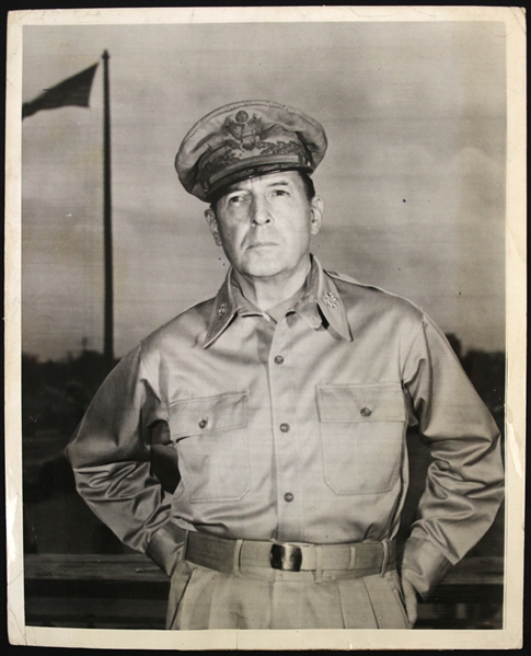 1945 Douglas MacArthur Japanese Surrender 8x10 Press Photo 