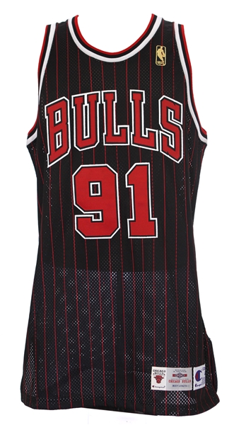 1996-97 Dennis Rodman Chicago Bulls Signed Alternate Jersey (MEARS LOA/*Full JSA Letter*)