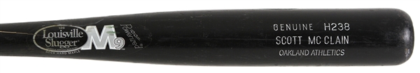 2006 Scott McClain Oakland Athletics Louisville Slugger M9 Professional Model Game Used Bat (MEARS LOA)