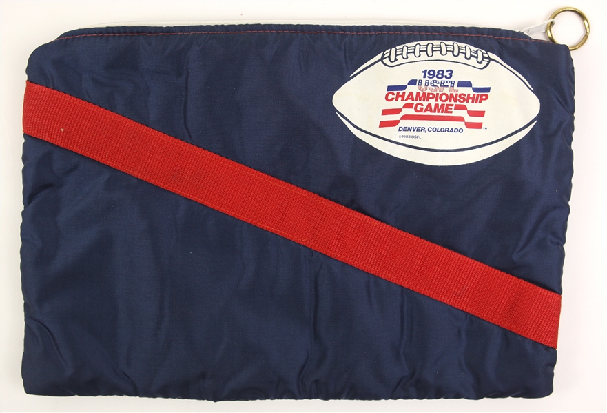 1983 USFL Championship Game 11" x 16" Top Zip Padded Bag