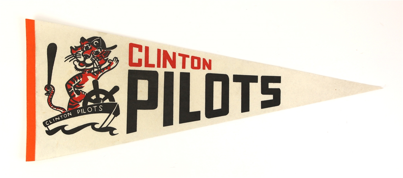 1969 Clinton Pilots 30" Full Size Pennant (Seattle Pilots Inaugural/Only Season)