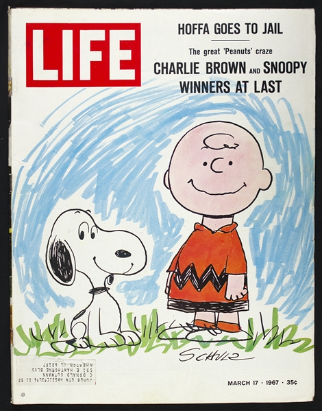 1967 (March 17) Life Magazine w/ Charlie Brown & Snoopy Peanuts Cover
