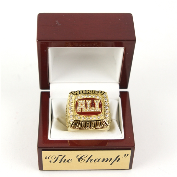 1982 Muhammad Ali Three Time World Heavyweight Champion Family/Friend/Entourage Official Retirement Ring (MEARS LOA/Ali Family Letter)