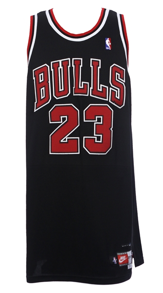 1997-98 Michael Jordan Chicago Bulls Alternate Jersey (MEARS LOA)