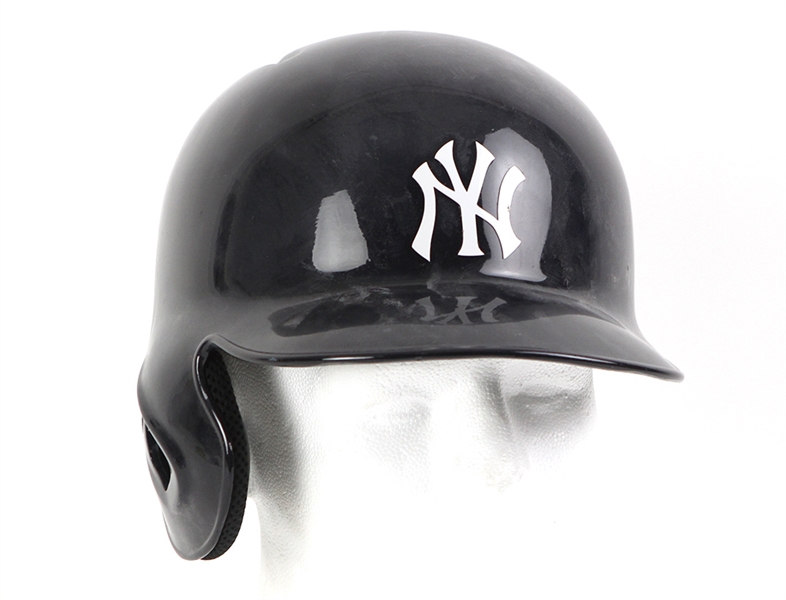 2012-14 Ichiro Suzuki New York Yankees Batting Helmet (MEARS LOA)