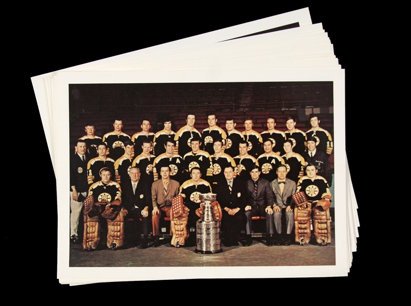 1969-1970 Boston Bruins Stanley Cup Champions 5”x7” Full Color Glossy Paper Team Photo (Lot of 24)