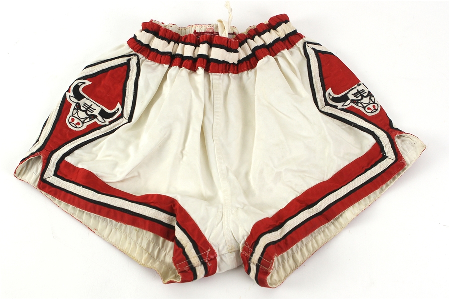 1966-71 Chicago Bulls Game Worn Home Uniform Shorts (MEARS LOA)