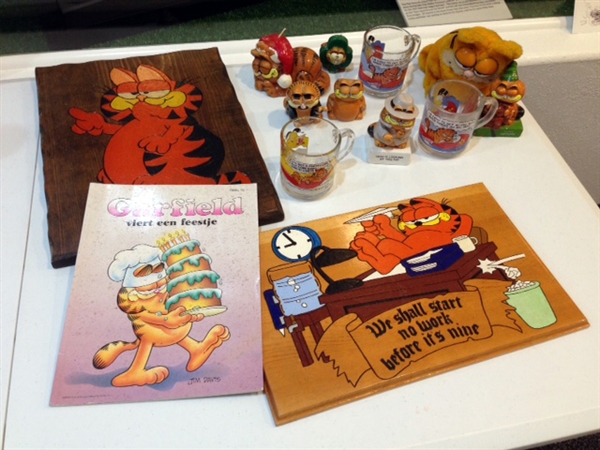 1980s Garfield - Lot of 13