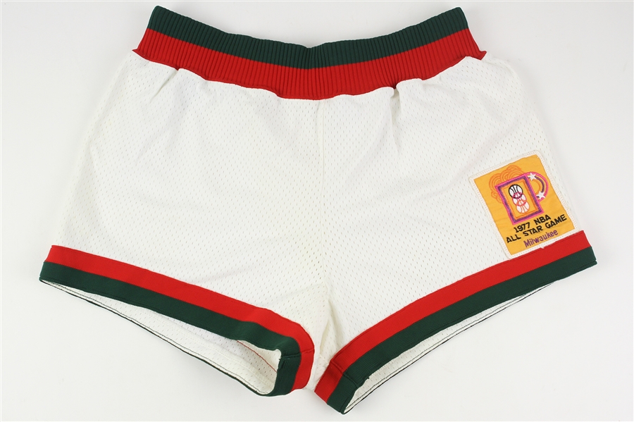1976-77 Fred Carter Milwaukee Bucks Game Worn Home Uniform Shorts w/ All Star Game Patch (MEARS LOA/Team COA/Fanatics)