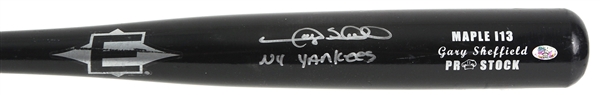 2004-06 Gary Sheffield New York Yankees Signed Easton Professional Model Bat (MEARS LOA/JSA)