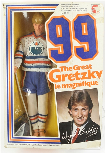 1983 Wayne Gretzky Edmonton Oilers “The Great Gretzky Le Magnifique” Mattel Doll 