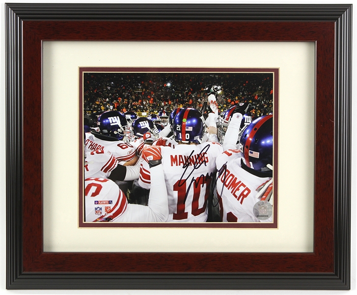 Eli Manning New York Giants Signed 14x18 Framed Photo (JSA)