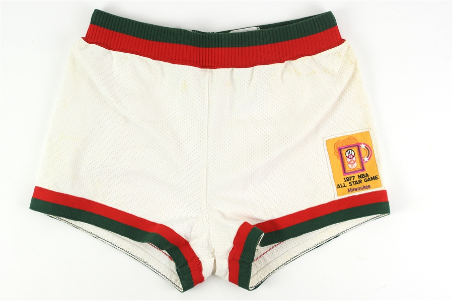 1976-77 Milwaukee Bucks#42 Game Used Home Shorts w/ 1977 All-Star Game Patch (MEARS LOA)