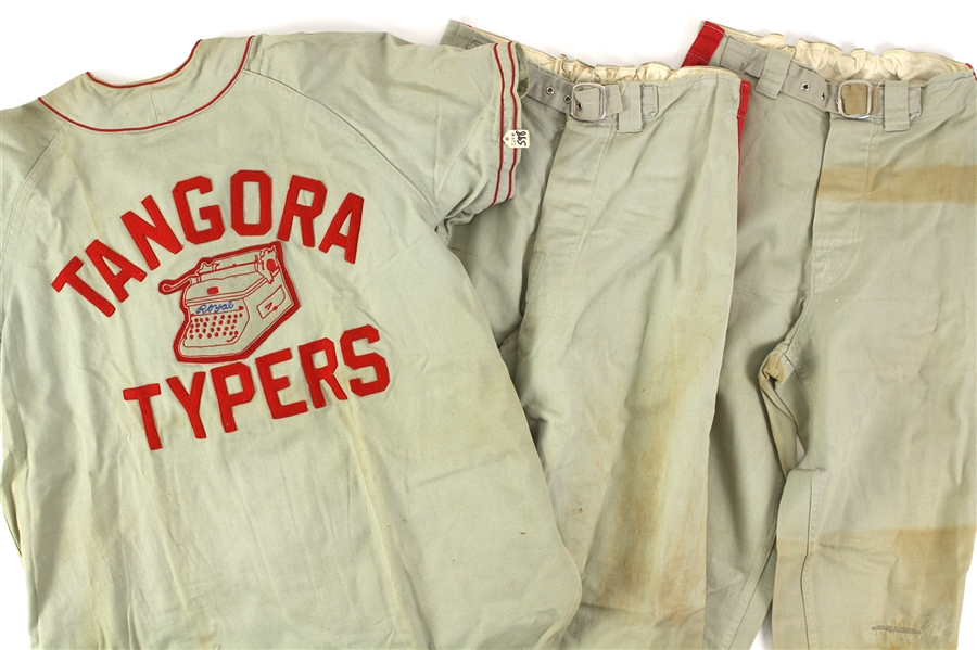 Tangora Typers Uniform 