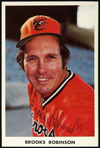 1955-1977 Brooks Robinson Baltimore Orioles Signed 3 1/2"x 5 1/2" Trading Card (JSA)