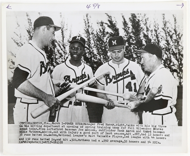 1958 Hank Aaron / Eddie Mathews / Joe Adcock Milwaukee Braves 8"x 10" Photo 