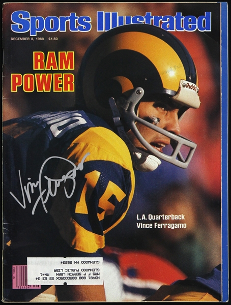 1980 Vince Ferragamo Los Angeles Rams Signed Sports Illustrated (JSA)
