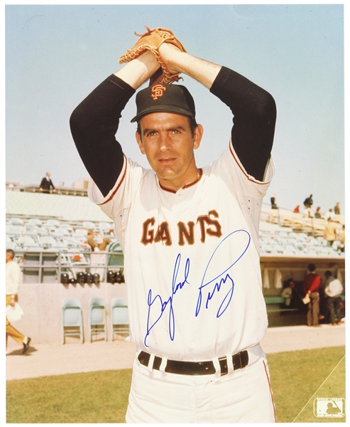 1990s Gaylord Perry San Francisco Giants Signed 8" x 10" Photo (JSA)