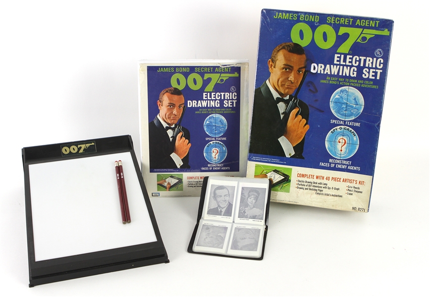 1966 James Bond Secret Agent Electric Drawing Set w/ Light Table, Box & Artist Instruction Packet