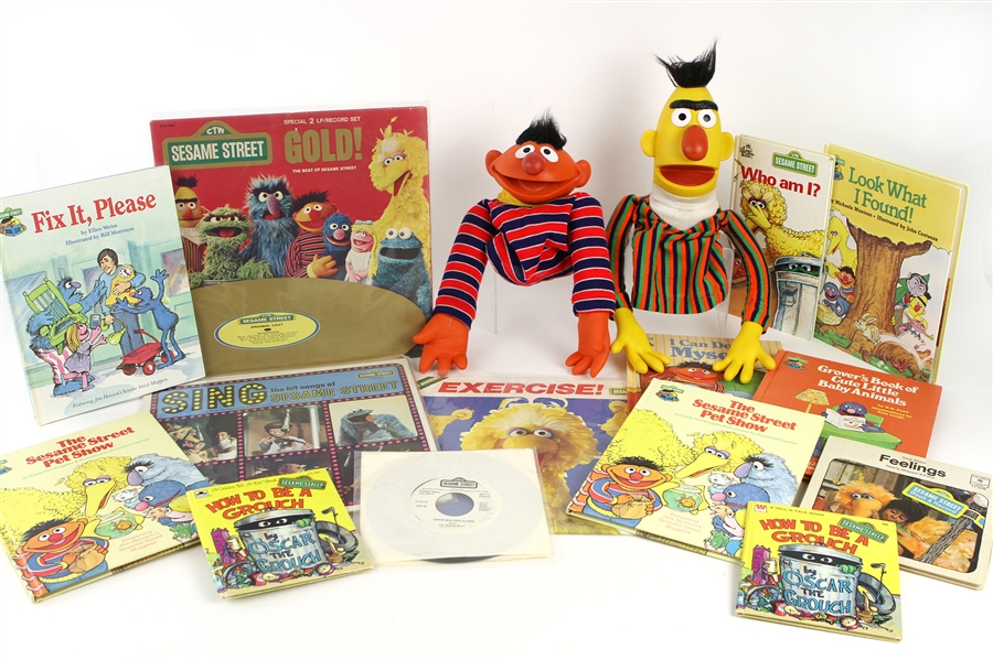 1970s Sesame Street Collection of Toys & Books (Lot of 16)