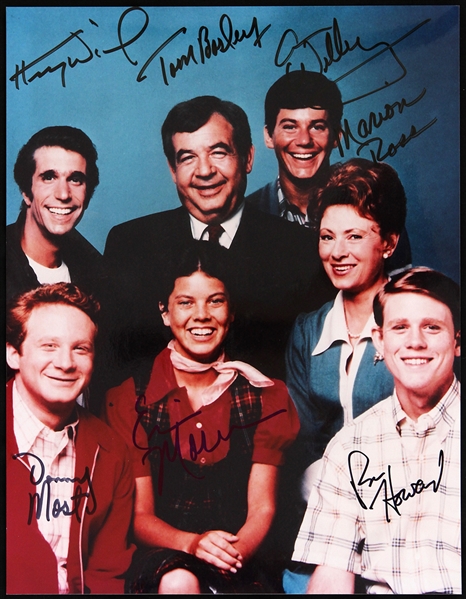 1980s Happy Days Signed 10" x 13" Cast Photo w/ Henry Winkler, Tom Bosley, Ron Howard & More (JSA)