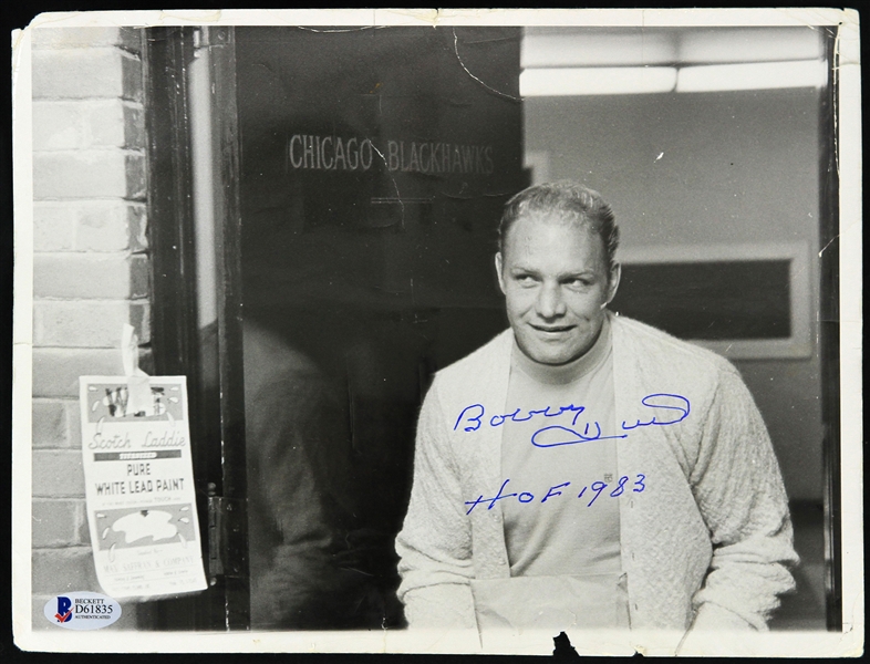 1965 Bobby Hull Chicago Blackhawks Signed 8.25" x 11" Original Photo (Beckett Authentication)