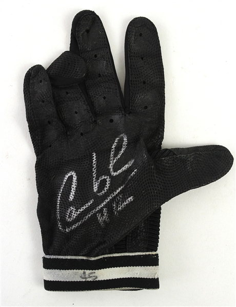 1999-2004 Carlos Lee Chicago White Sox Signed Franklin Batting Glove (MEARS LOA/JSA)