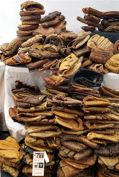 1920s-1970s MASSIVE COLLECTION of 200+ Chicago White Sox Glove Collection 