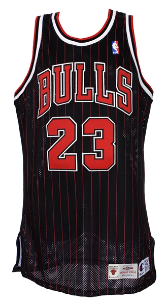 1995-96 Michael Jordan Chicago Bulls Alternate Jersey (MEARS A5) NBA Champions