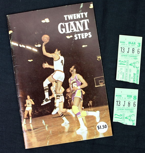 1971 Milwaukee Bucks Twenty Great Giant Steps Booklet & (2) Ticket Stubs