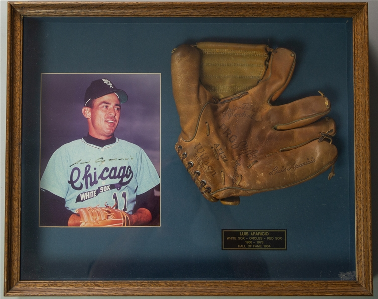 1956-1973 Luis Aparicio Chicago White Sox Signed Framed 8x10 Photo w/ Wilson Pro Style Glove (JSA)