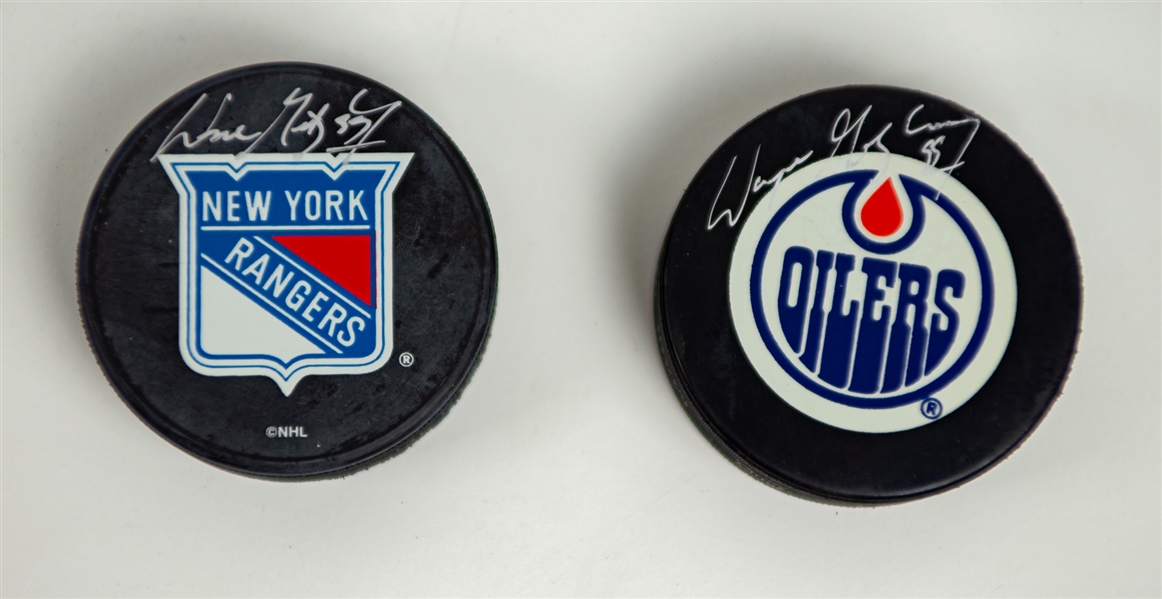 1978-1999 Wayne Gretzky Edmonton Oilers & New York Rangers Signed Hockey Pucks (JSA)